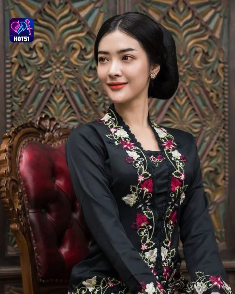 Beautiful Photos of Novi Herlina on HOT51