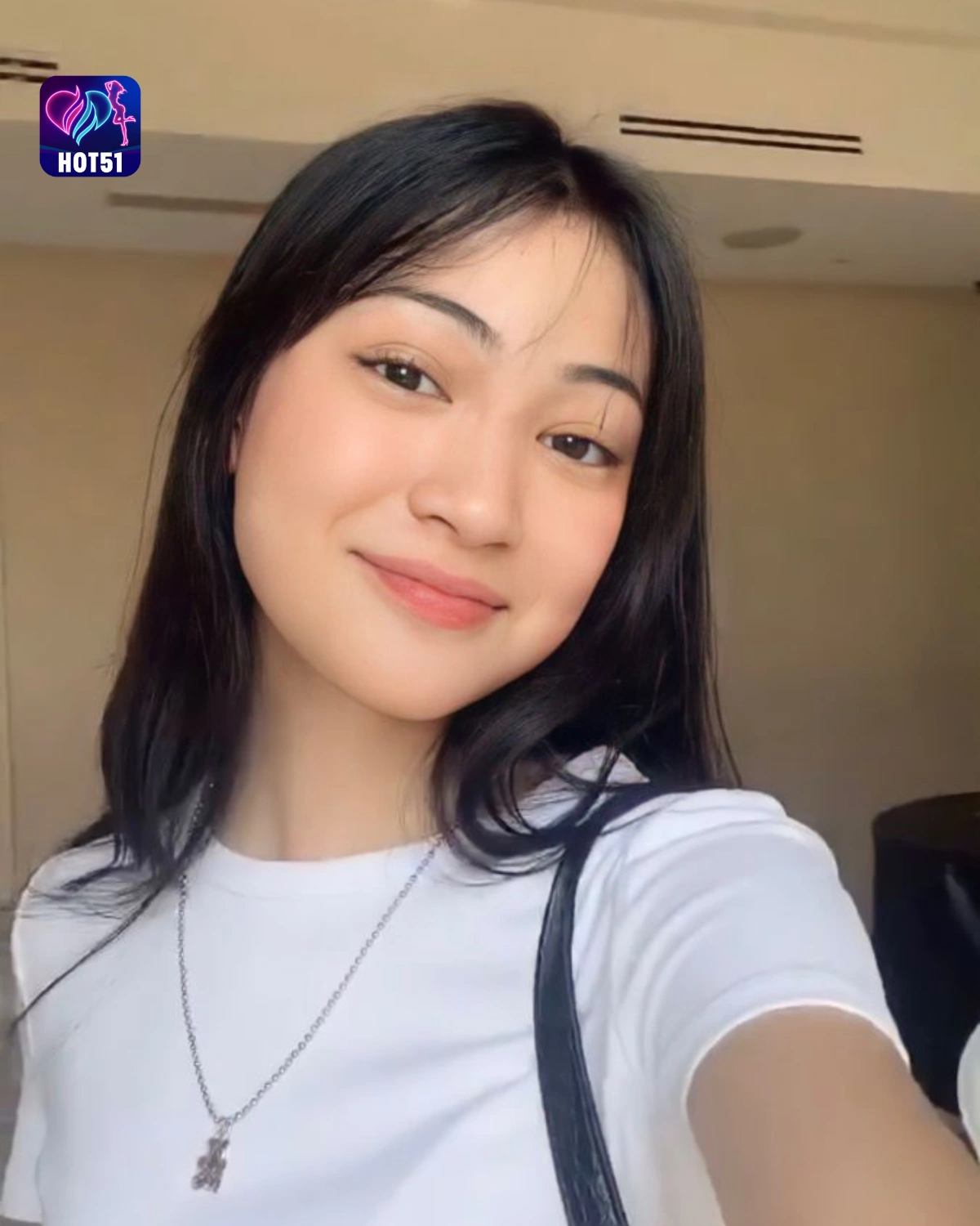 You are currently viewing Beautiful Discover Stunning Syahrini Photos on Hot51 Live