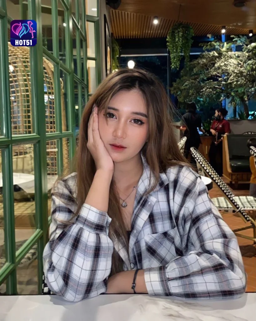  Stunning Beby Tsabina Photos on Hot51 App 